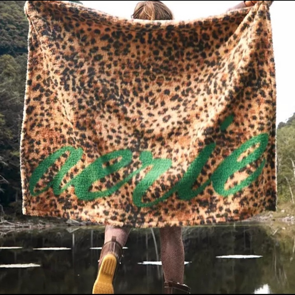 Limited Edition Aerie Blanket